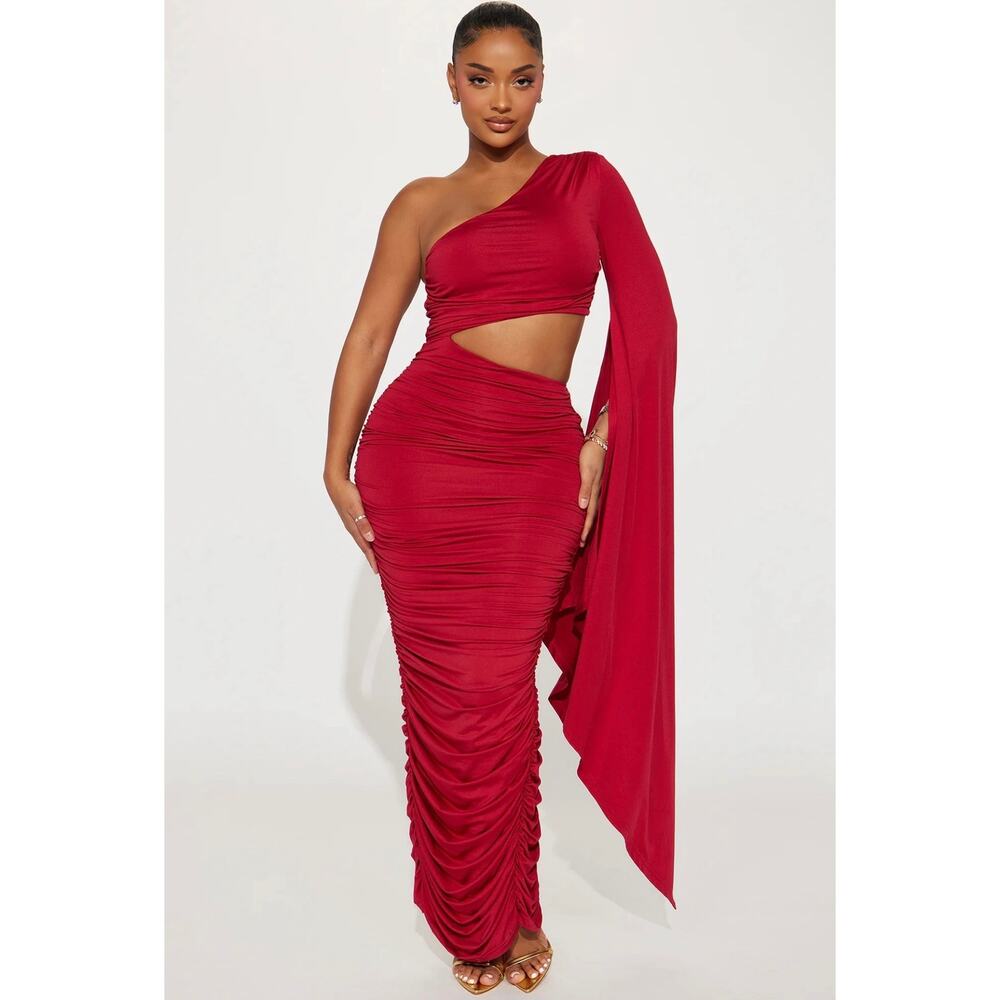 FASHIONNOVA WINE/RED ARIA RUCHED MAXI DRESS-SIZE LARGE